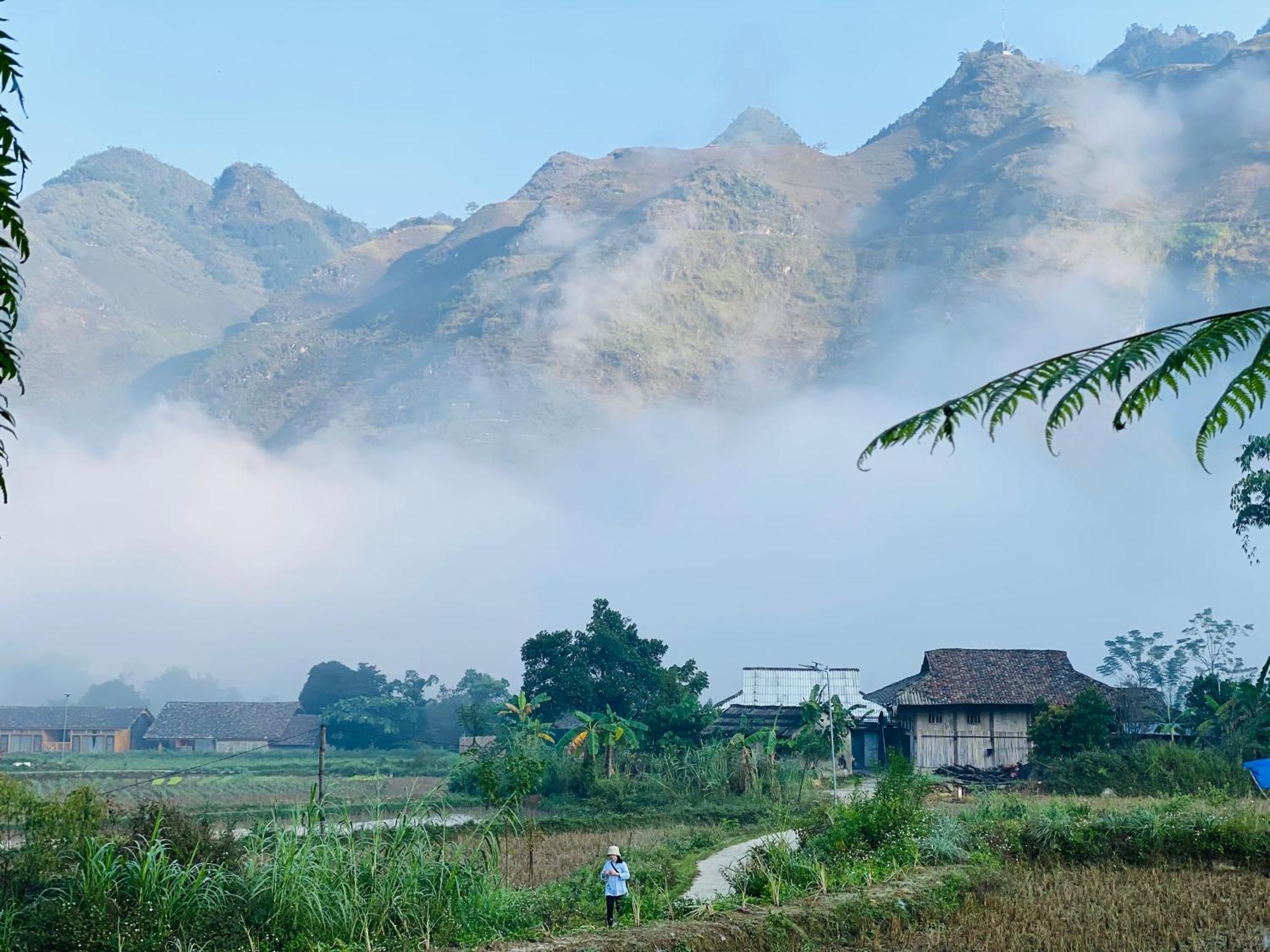 Du Gia Field View Homestay Làng Cac Exterior photo