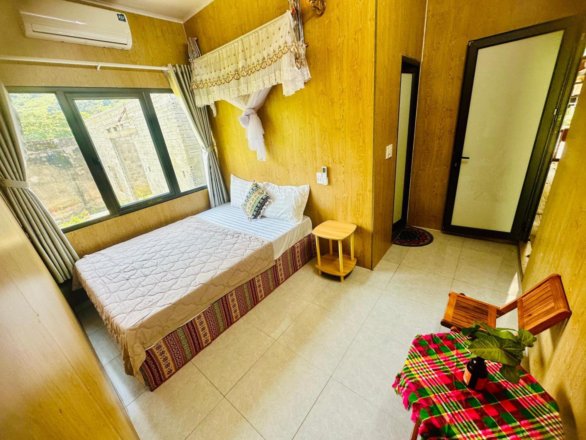 Du Gia Field View Homestay Làng Cac Exterior photo